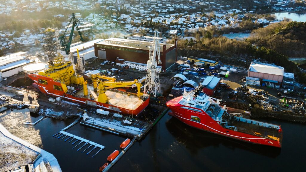 OneCo ocean har en egen tørrdokk i Kristiansand for vedlikehold og oppgradering av skip